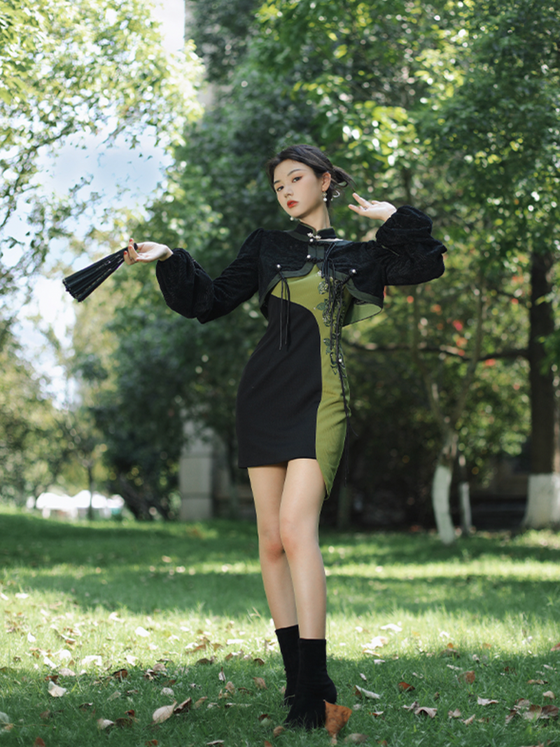 Chinese Short Tops for Imperial Lady