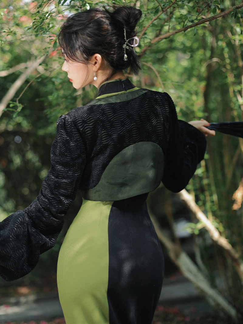 Chinese Short Tops for Imperial Lady