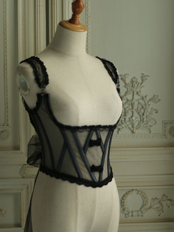 Embroidered Corset of Gosho-zome and Jet-black Lady