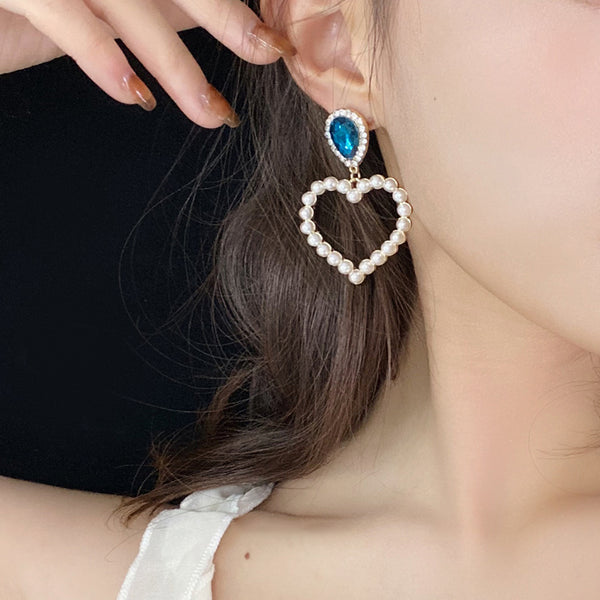 Lapislazuli blue and love earrings