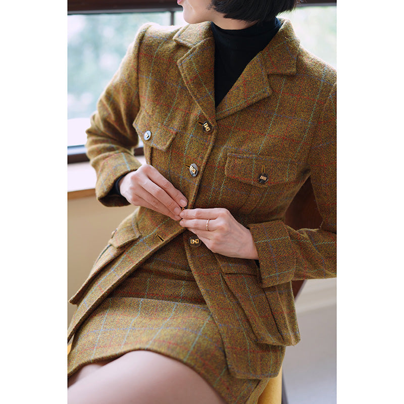 灰黄緑の格子縞ツイードジャケットとツイードスカート – ManusMachina