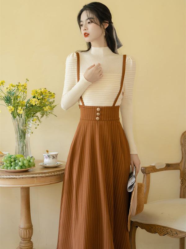 British lady's vertical striped strap skirt and high neck slim knit 