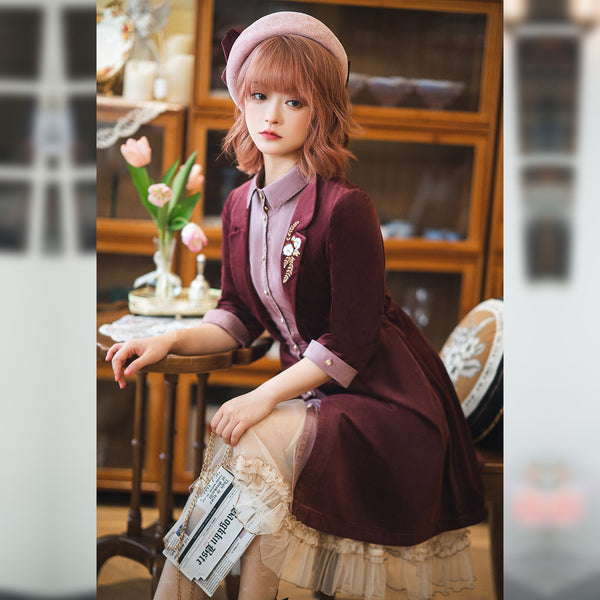 Flower and leaf embroidery velvet dress [Planned to be shipped from early January to mid-January 2023]
