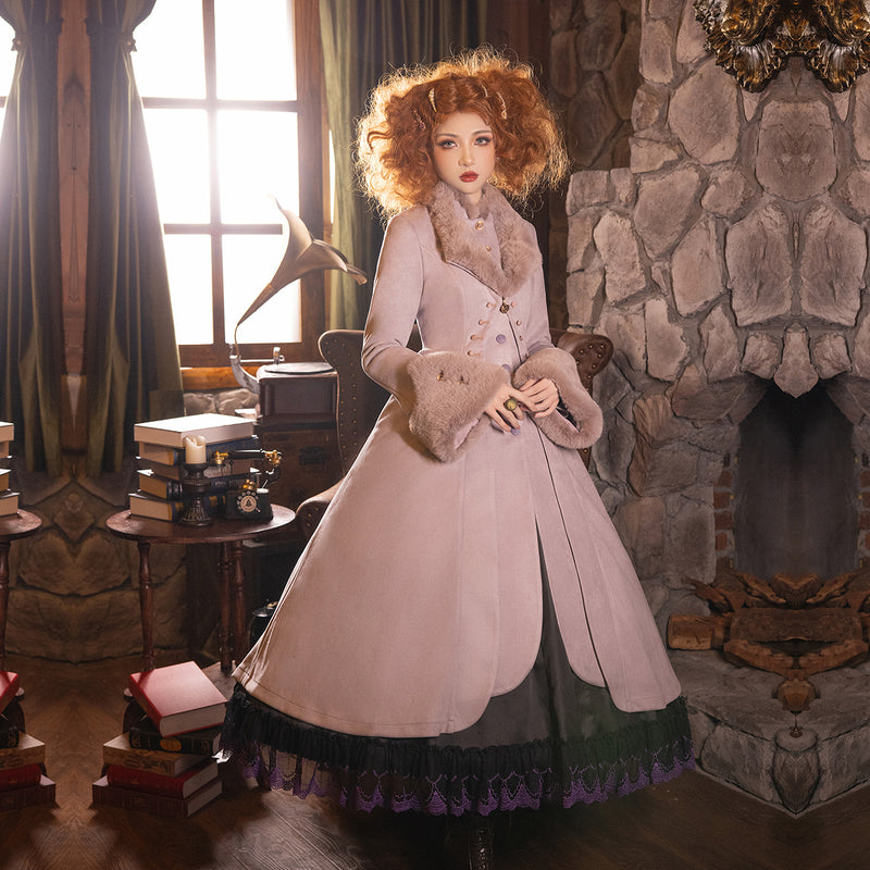 Gorgeous Queen's Elegant Long Coat [Planned to be shipped from mid to late March 2023]