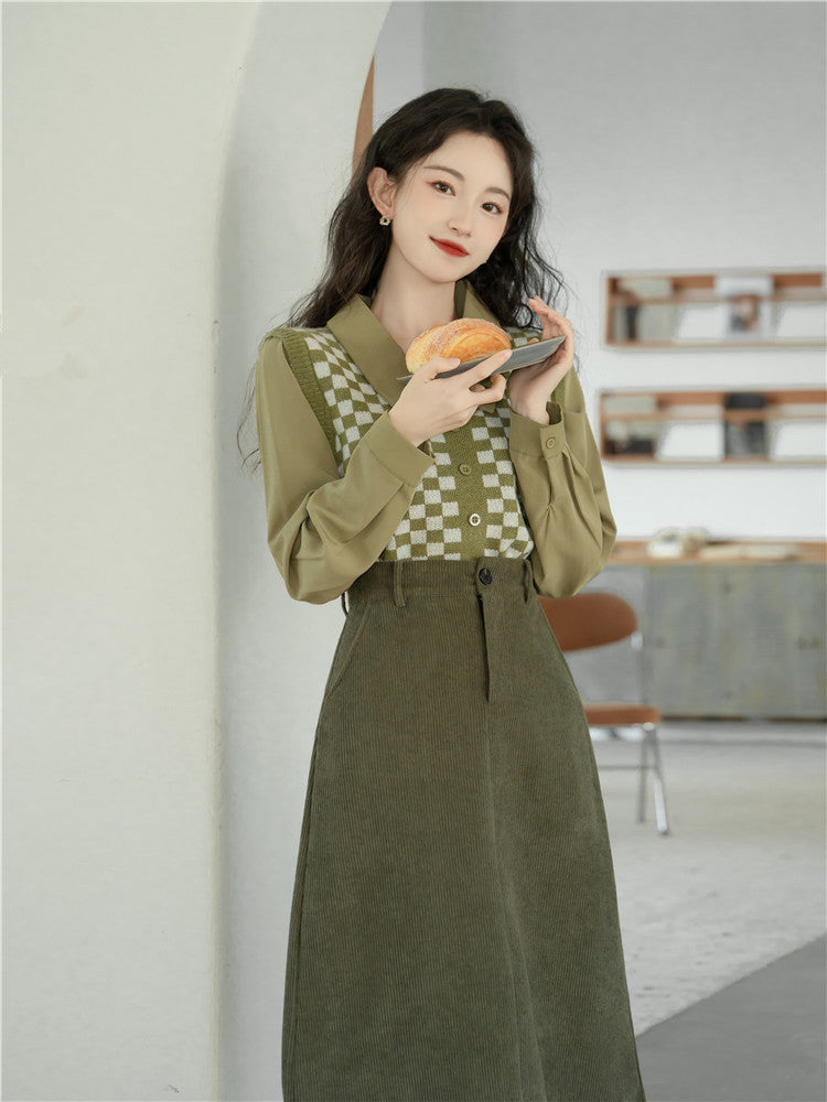 Gray-green plaid vest blouse and corduroy skirt 