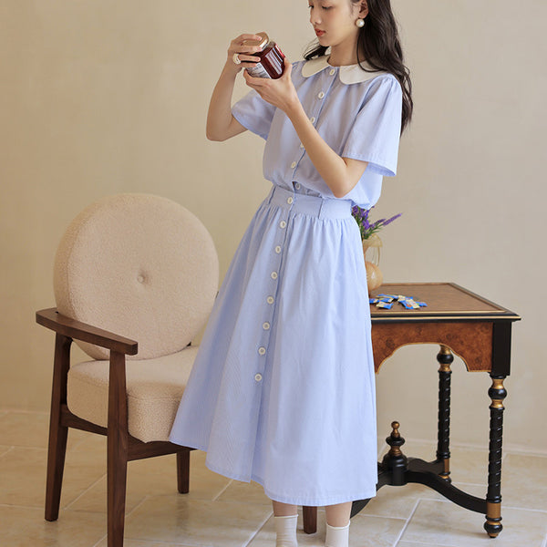Light blue lady's French retro skirt