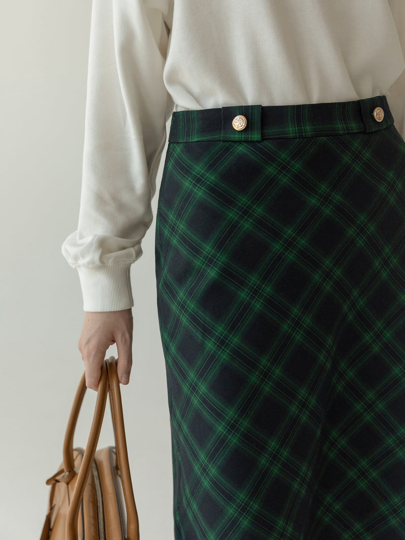深緑のお嬢様の格子縞ハーフスカート