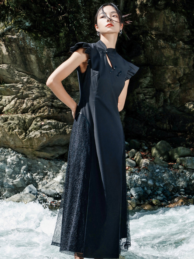 Black lady's embroidered cheongsam long dress