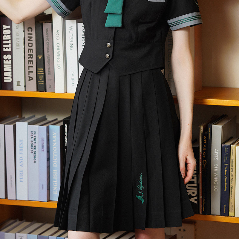 Magic School Embroidered Pleated Half Skirt
