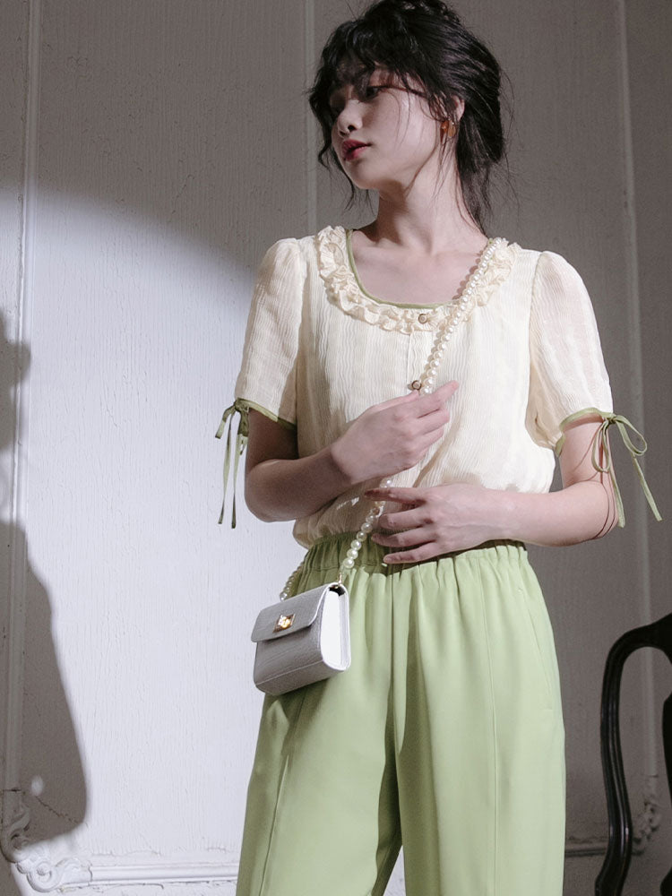 Torinoko-colored embroidery French blouse