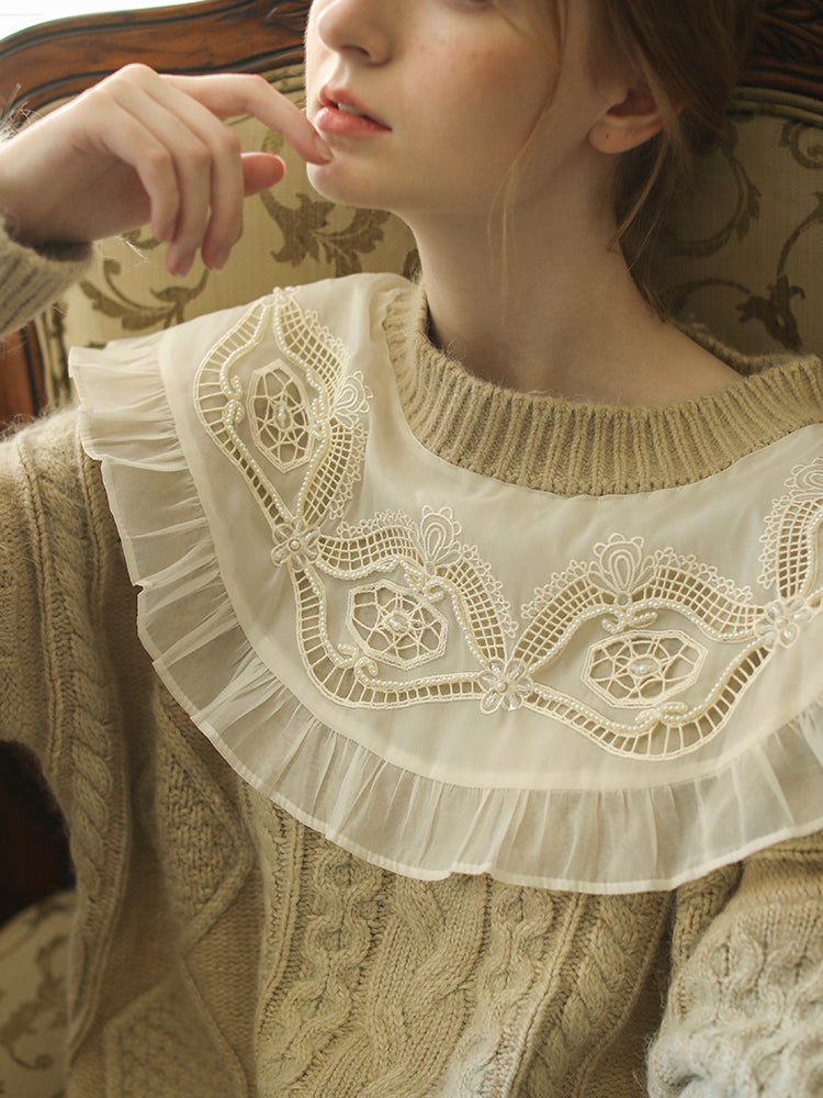Aran embroidery knit sweater