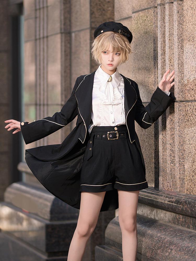 Elegant jacket, shorts and blouse of the young lady of Black Butler 