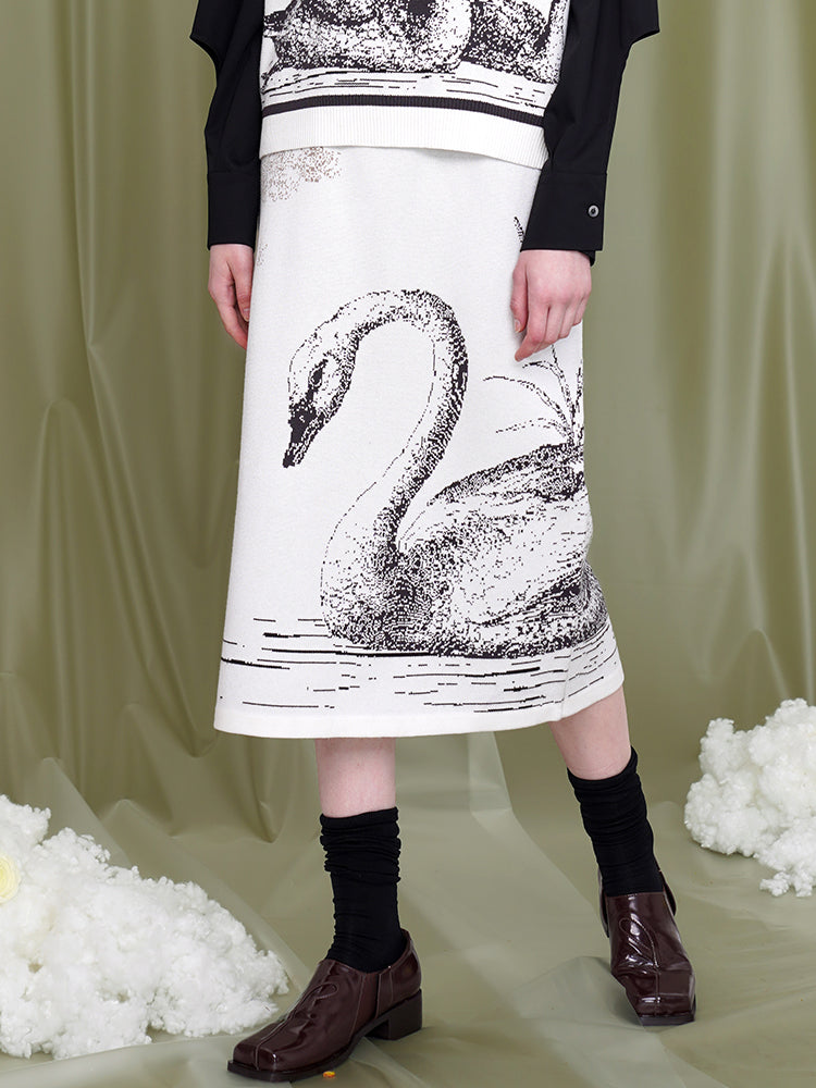 Ink painting swan pattern skirt