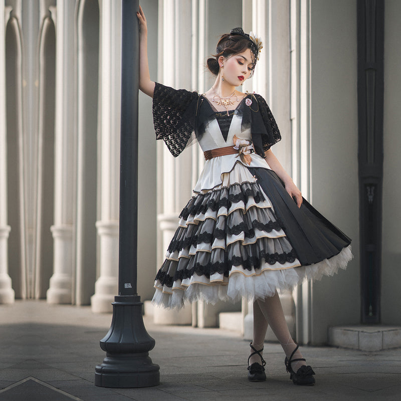 Court Queen's Embroidered Elegant Tops and Skirts