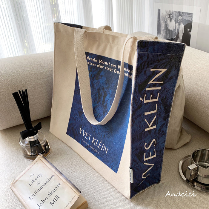 International Klein Blue tote bag
