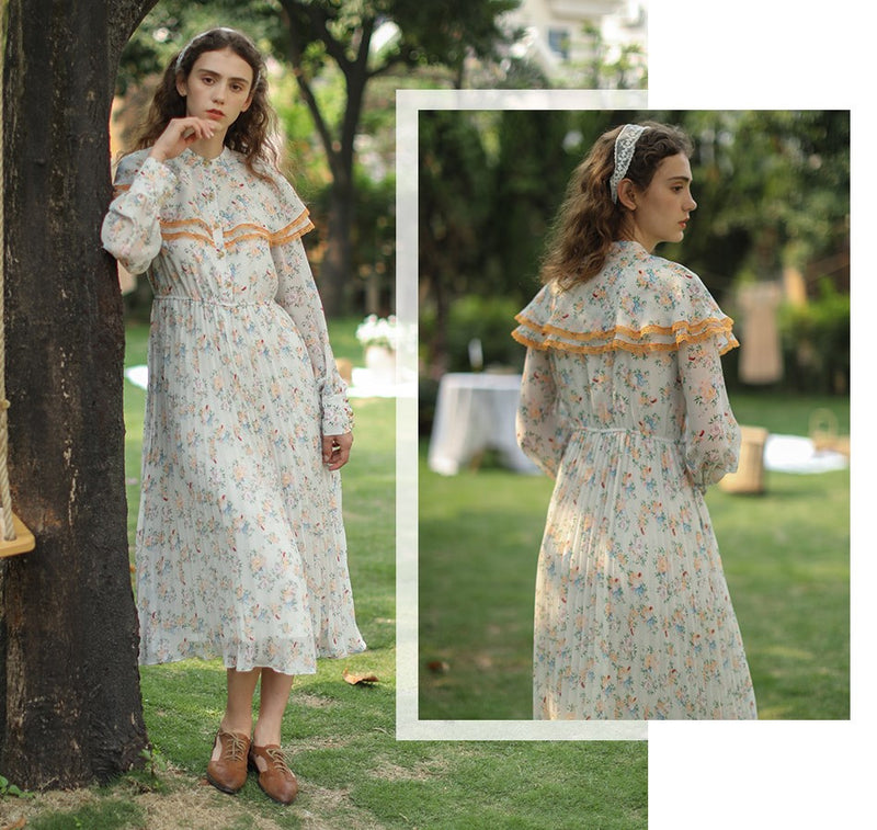 Flower pattern pleated dress dyed in the morning sunlight