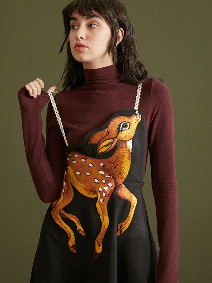 深林小鹿の刺繍ストラップワンピース
