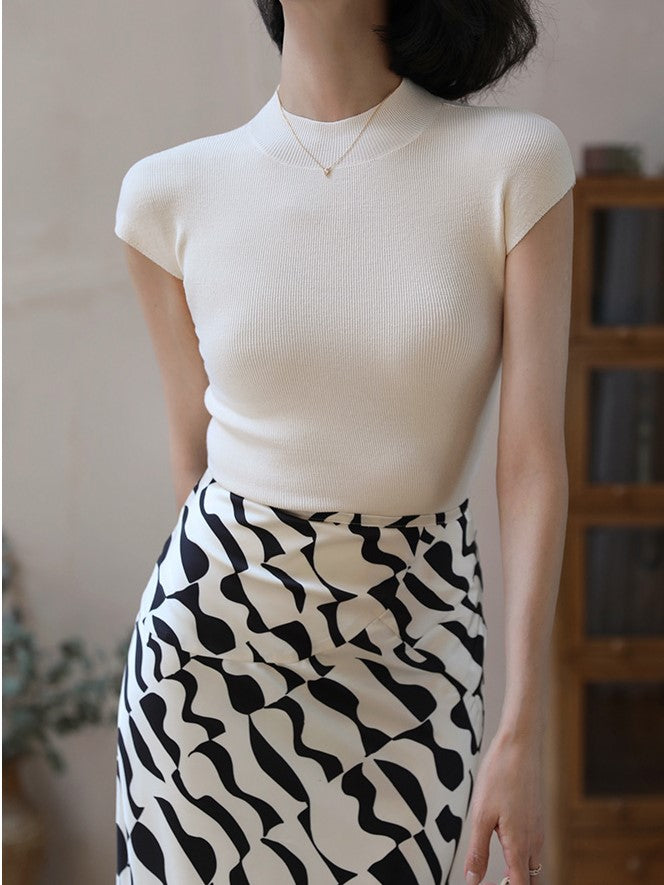 Geometric Pattern Classical Skirt