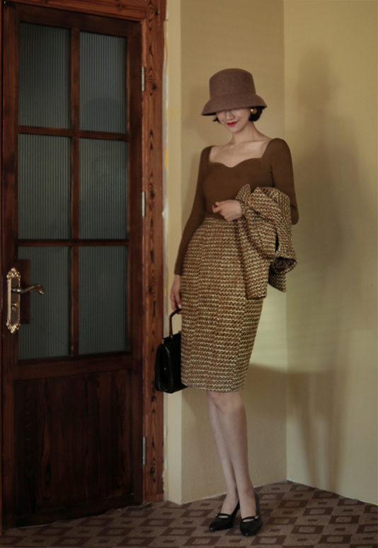 English lady's vintage skirt