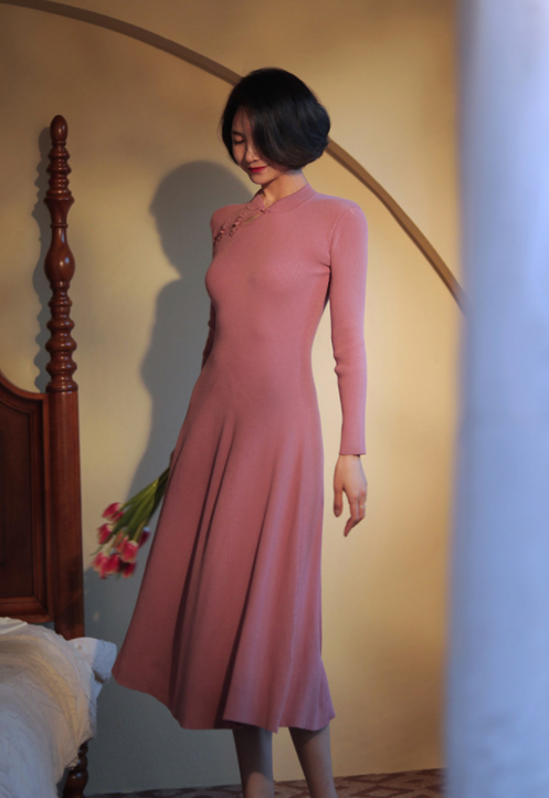 Chinese Knit One Piece for Court Ladies (A Line Type)