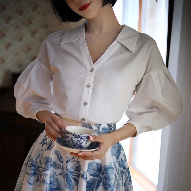 lady puff sleeve blouse