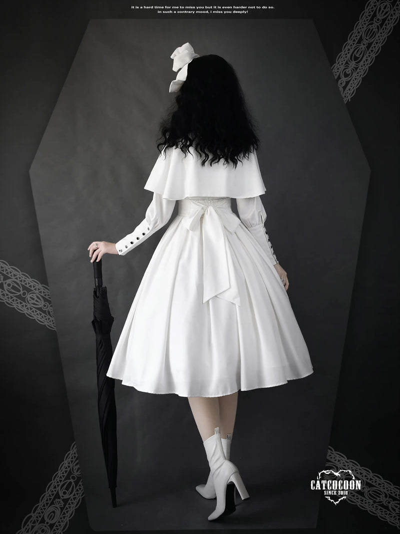 Gothic dress for a pure white lady