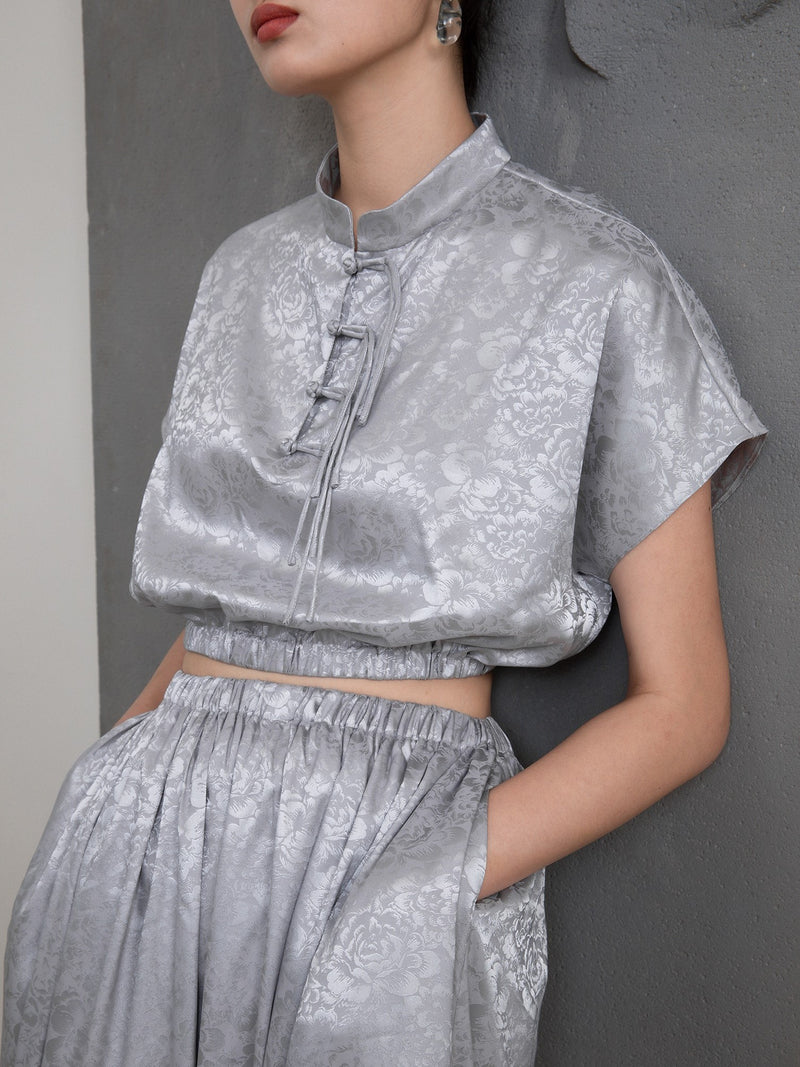 Silver-gray floral print cheongsam top and long skirt