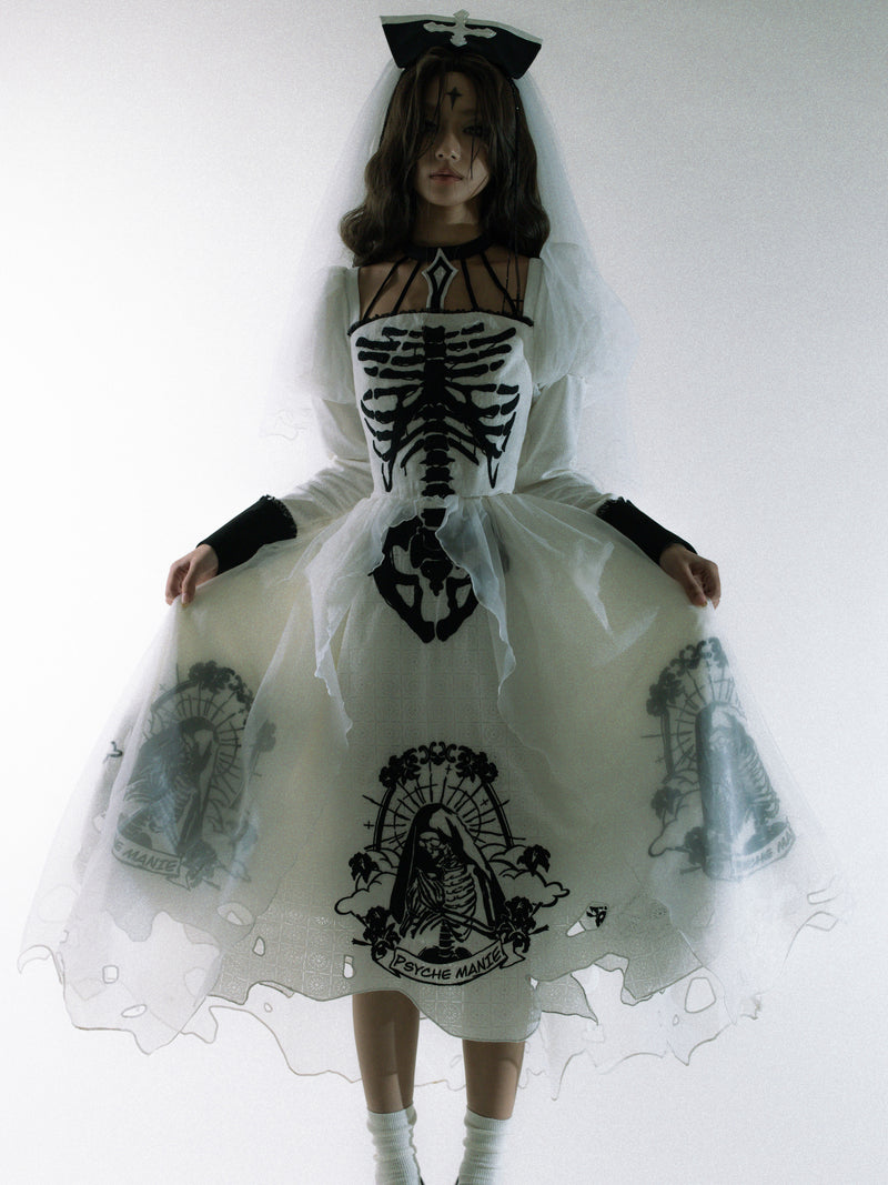 Lace-up dress with church window and ribs [Planned to be shipped in early July 2023]