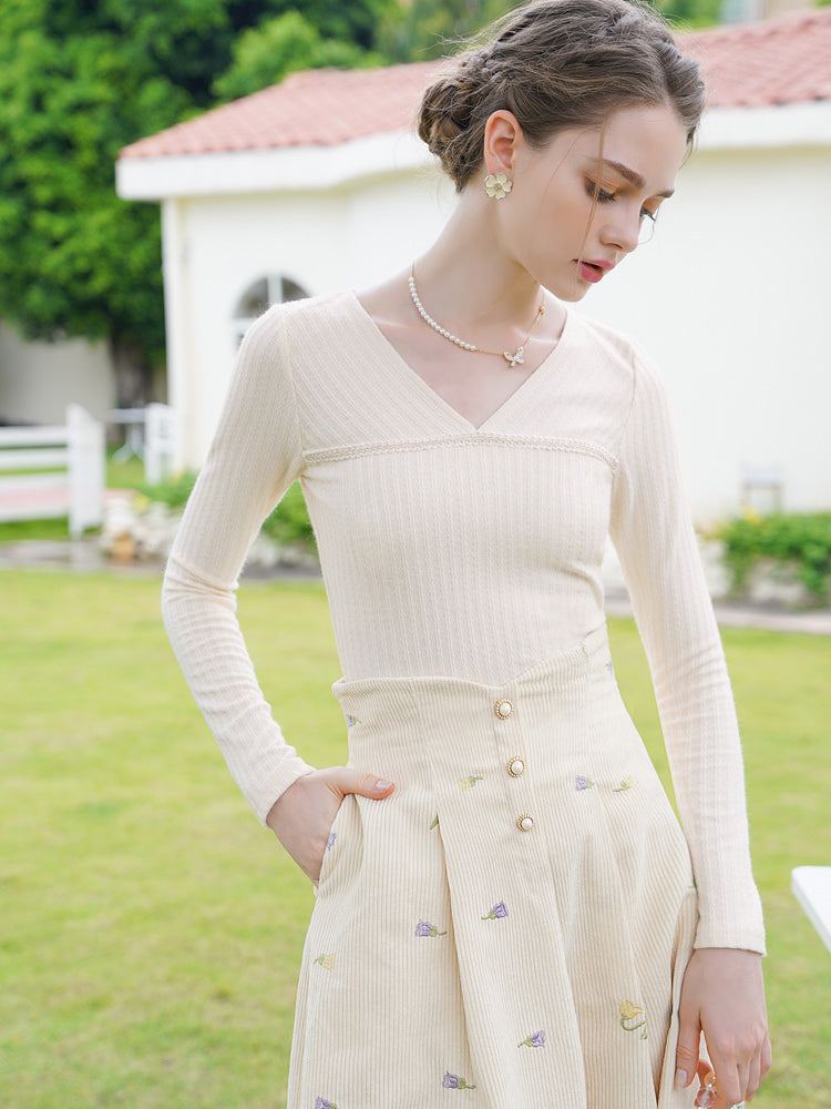 Lady of the Moonlight Slim Knit