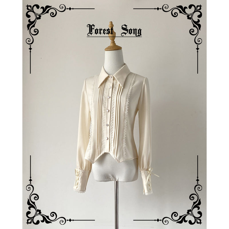 Literary classical blouse of British lady