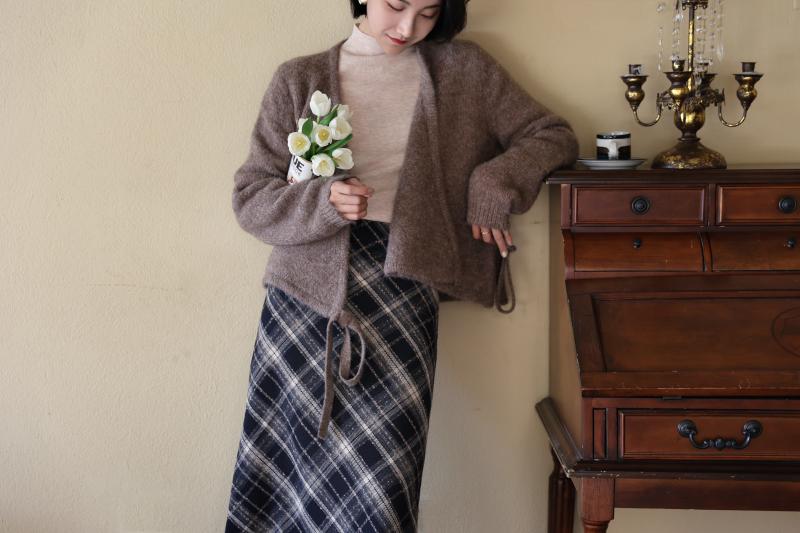 Lady Wool Knit Cardigan