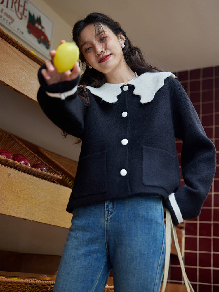 Knit Cardigan for a Parisian Lady