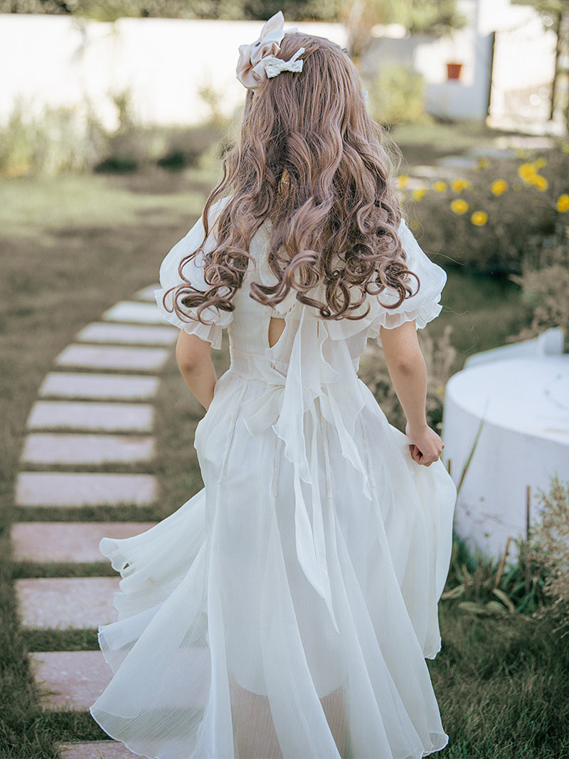 Pure white lady's elegant ribbon dress