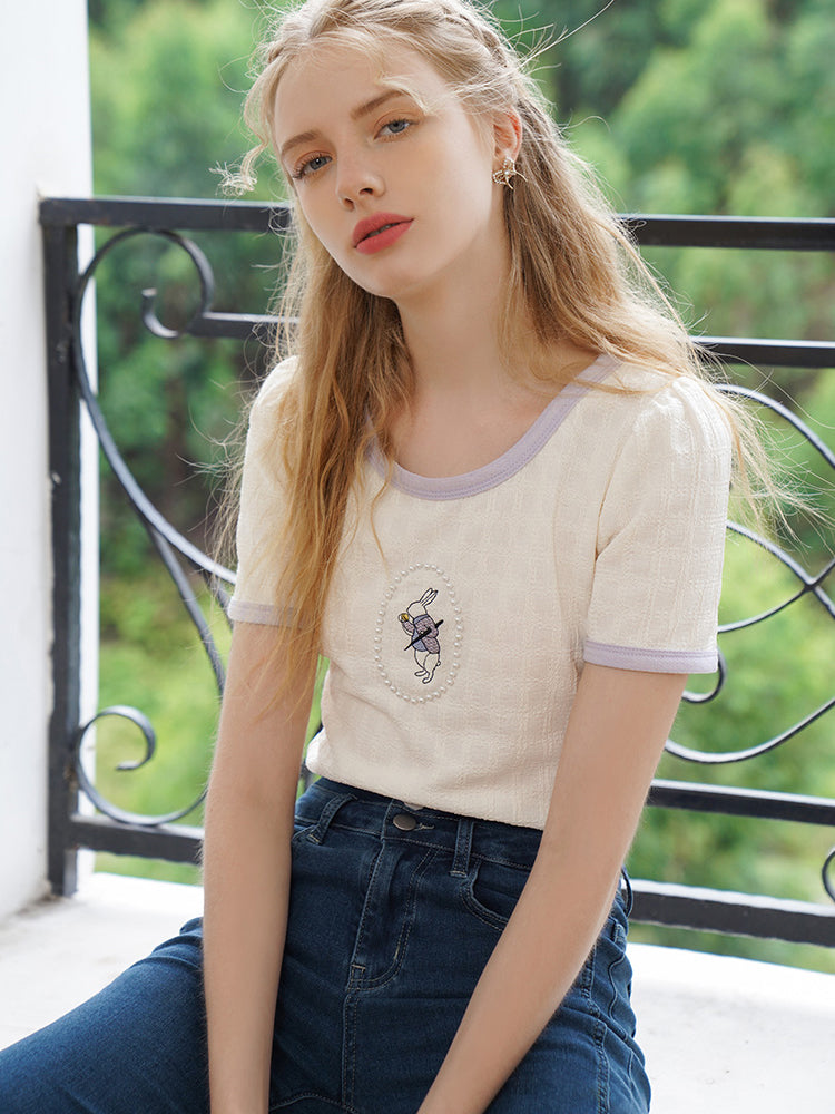 Rabbit Embroidered Slim T-shirt 