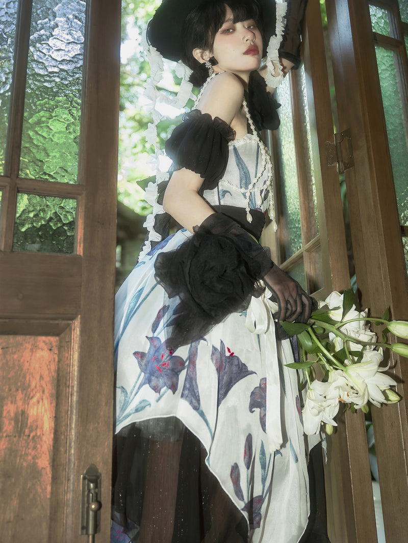 Black lily lady's dress