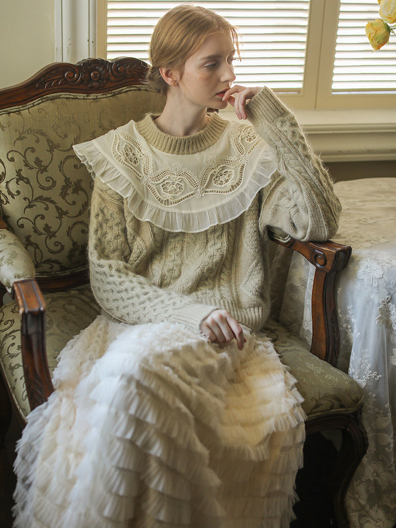 Aran embroidery knit sweater