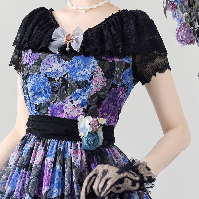 紫藤のリボンネックレスと花装飾ブローチとウエストベルト