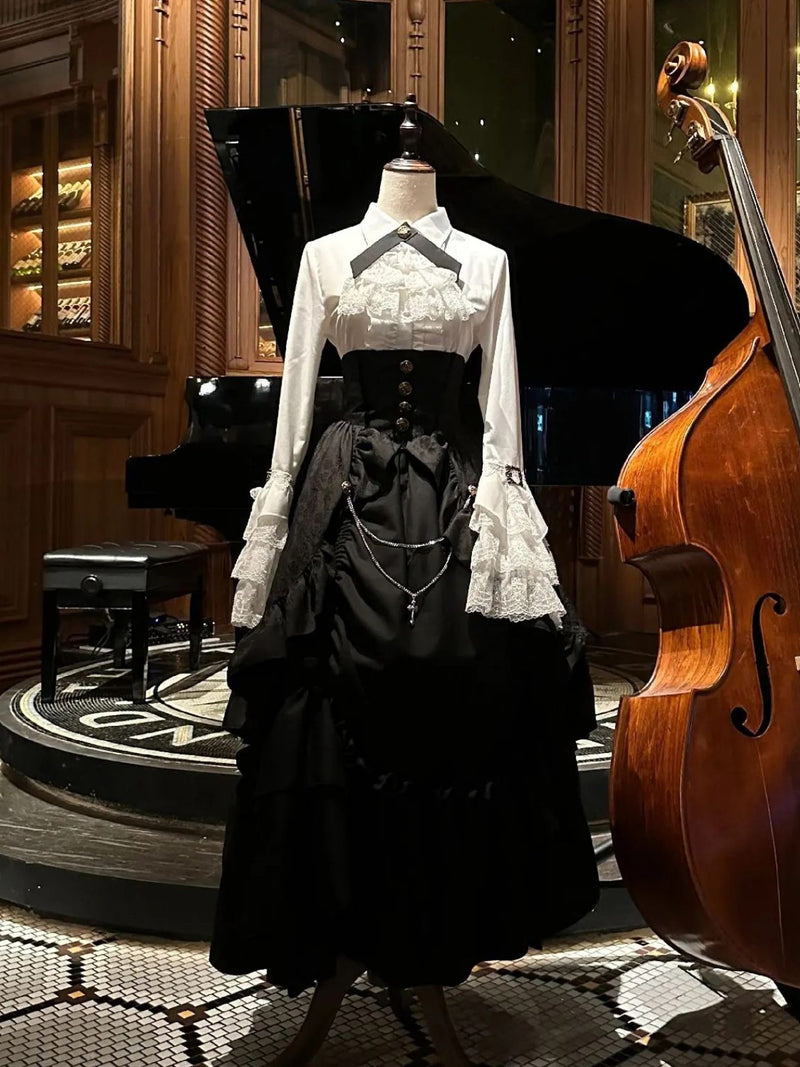Elegant skirt, overskirt and blouse for a noble lady [Scheduled to be shipped in late March 2023]