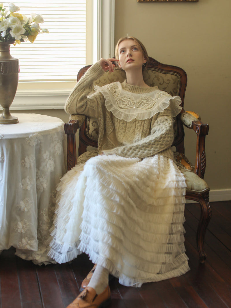 Aran embroidery knit sweater