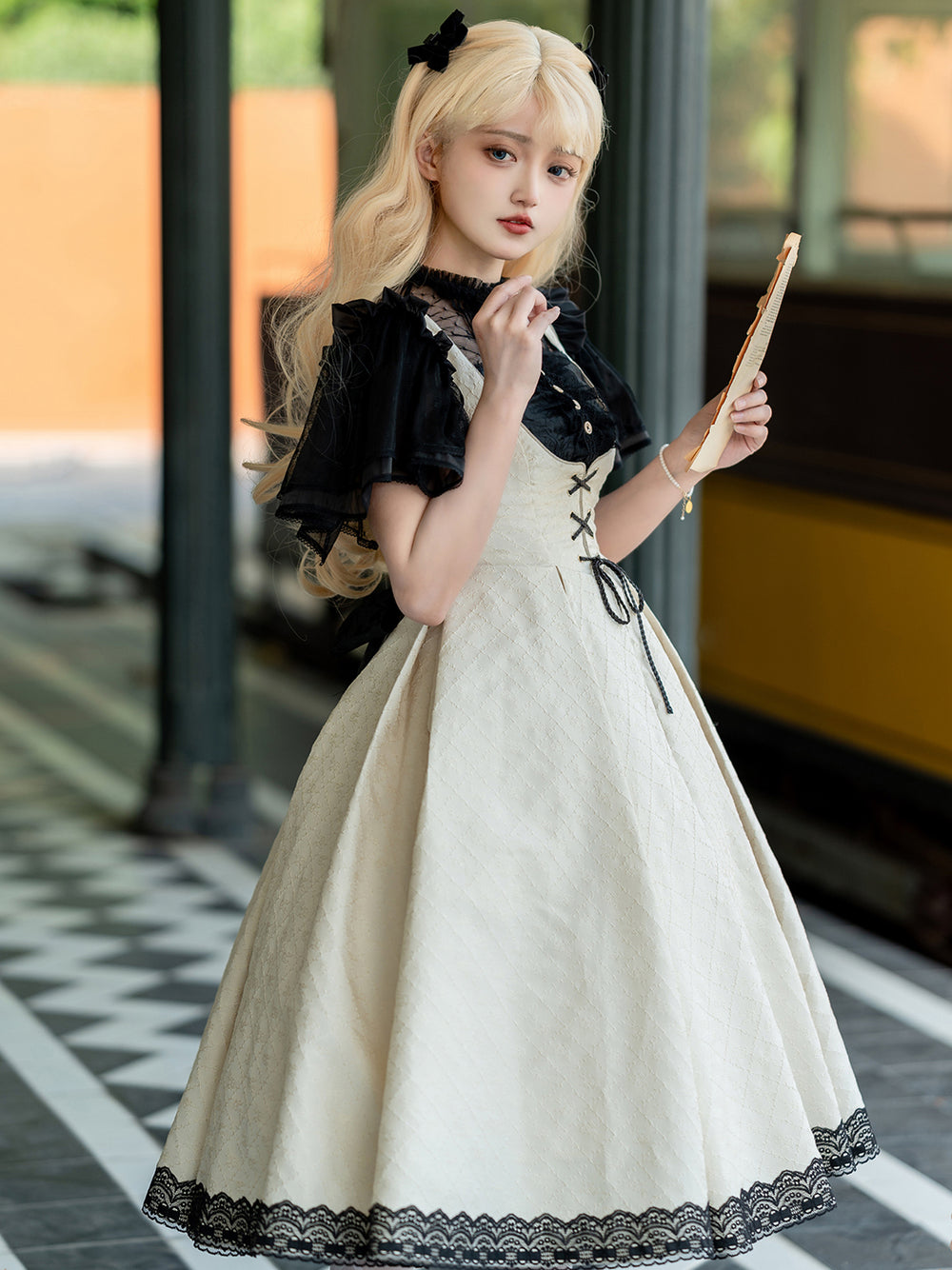 pic10_c350039b-ee1b-4a92-8571-  