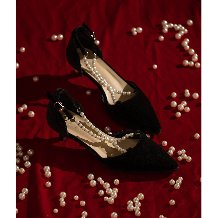 Lady of the Pearl Pointed Toe Heel Pumps