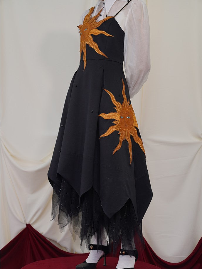 渦巻く太陽の刺繍キャミソールワンピース – ManusMachina