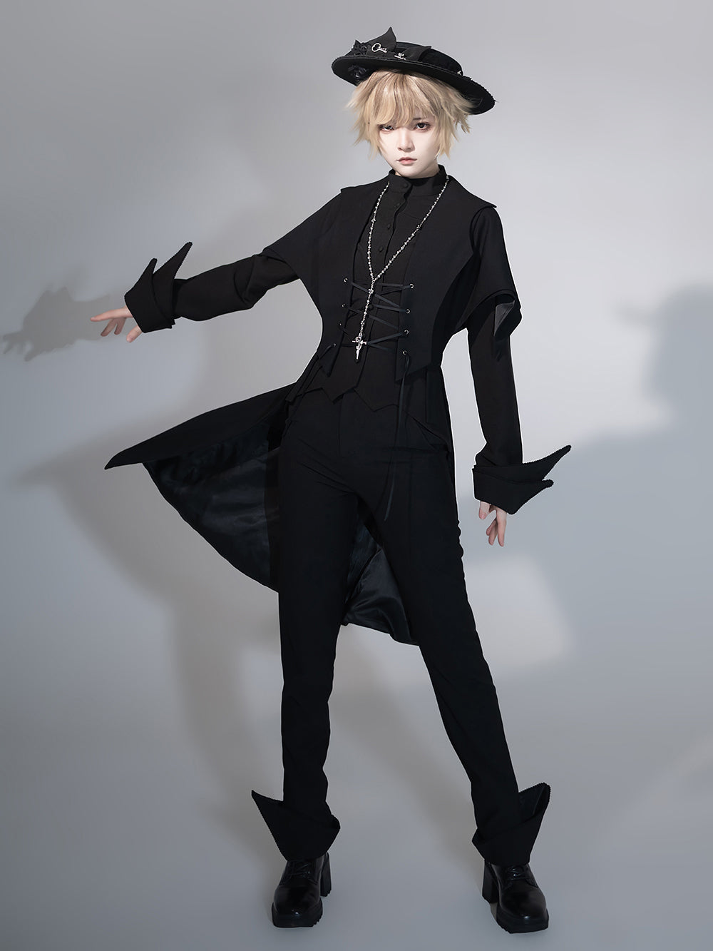 オッズクローチェ　パンクロックゴスロリ　リボン編み上げベストジレ the rougue witch's -ozz croce 2018 AW- / OZZON JAPAN