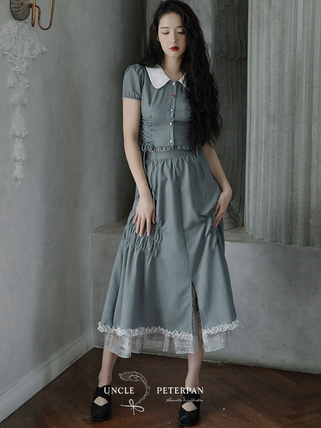 Gray blue lady's braided short top and long skirt