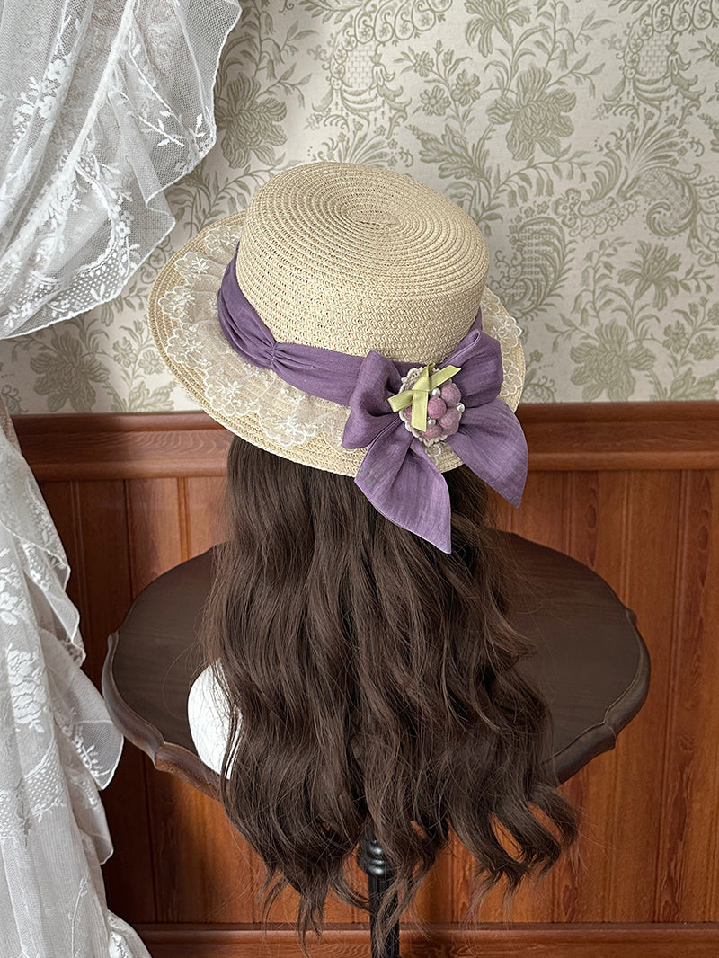 Embroidered hat with purple grapes and ribbons [Planned to be shipped from late May to mid-June 2023]