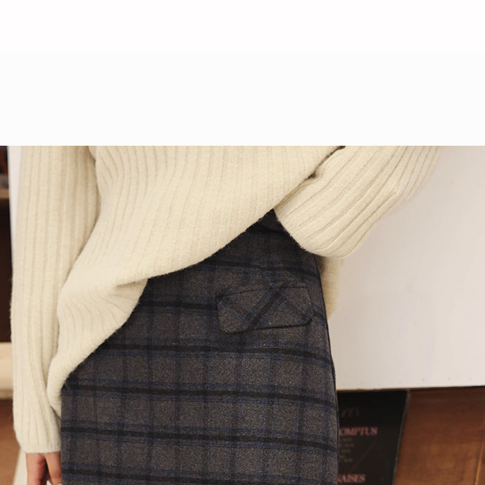 Deep indigo plaid strap wool skirt