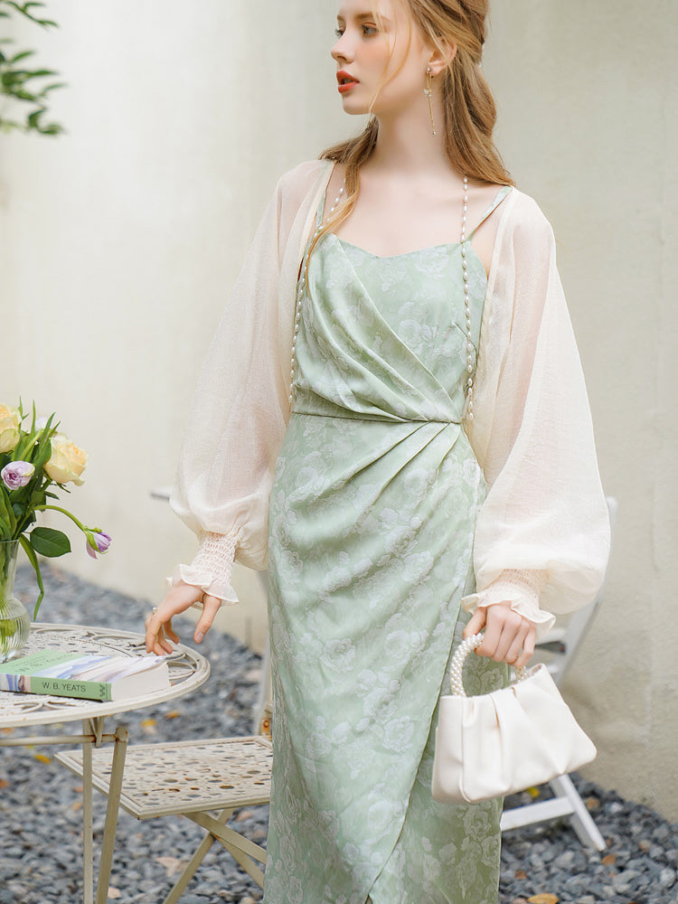 Floral camisole dress with hazy water surface and chiffon cardigan 