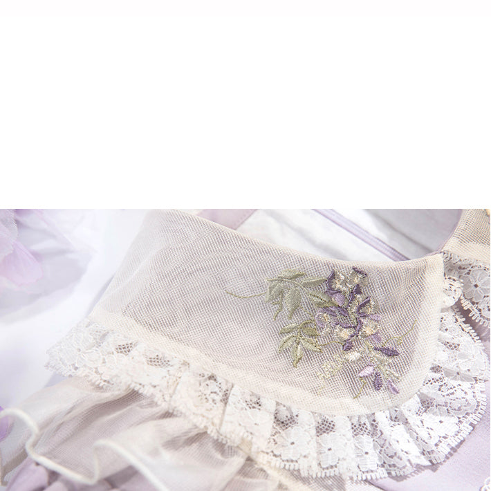 Wisteria flower embroidered apron dress [Planned to be shipped in mid-May 2023]