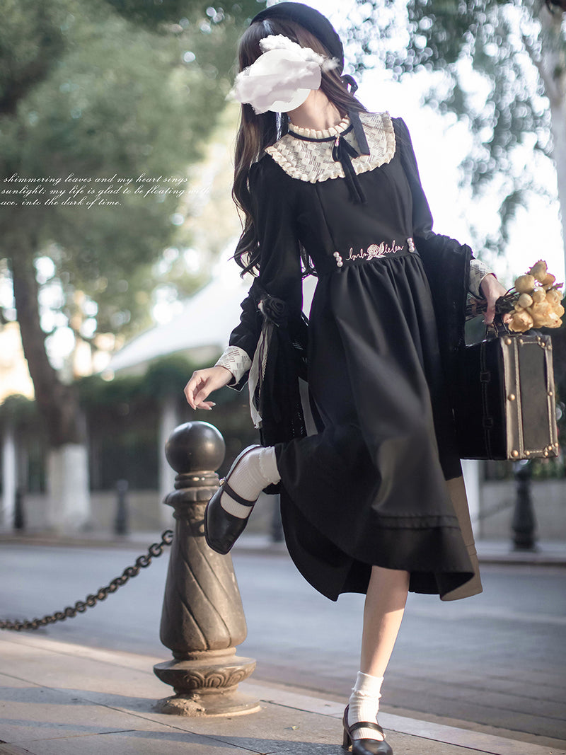 A literary dress and shawl for a young lady in black