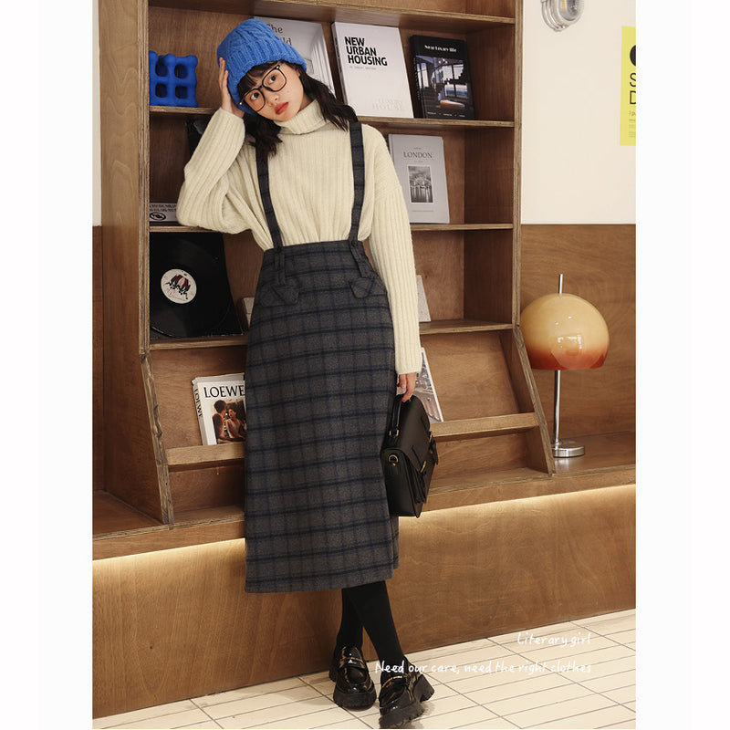 Deep indigo plaid strap wool skirt
